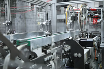 U塑复合袋R间展C?   border=